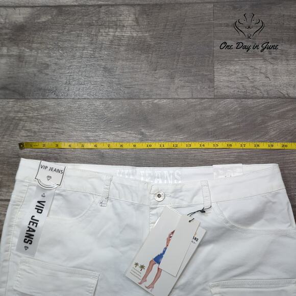 VIP Jeans Sculpting Stretch Shorts Size 21/22 - Picture 3 of 7